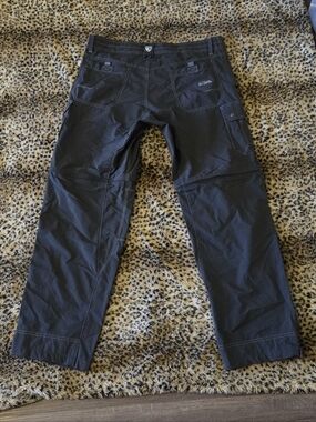 LIKE NEW Grey Kuhl Hiking Men’s Utility Convertible Pants 38 x 32
